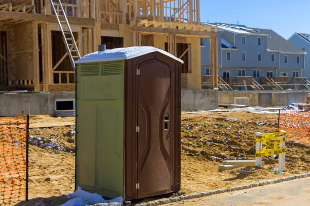 Best Portable toilet rental cost  in Mccom, OH
